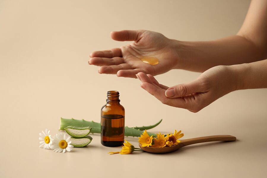Dầu massage cho da nhạy cảm – dịu nhẹ và an toàn cho làn da yếu