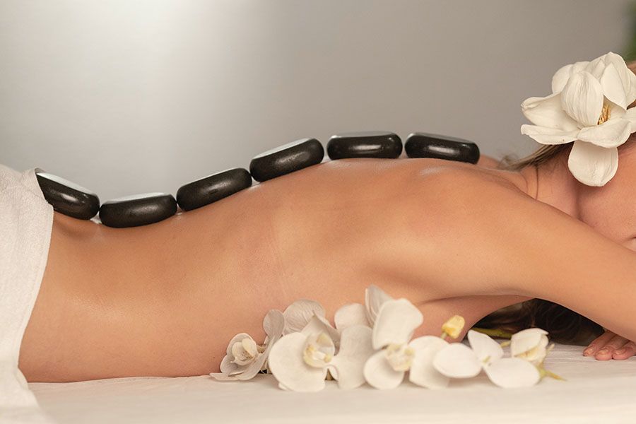 Massage toan than voi tinh dau thien nhien
