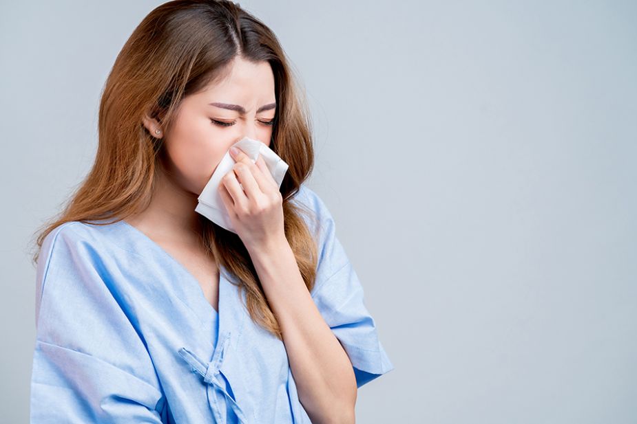 Hình 2 Tinh dầu ravensara giảm các triệu chứng của viêm mũi dị ứng, cảm, cúm, ...
