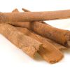 Hình 2. Tinh dầu Massoia thường được chiết xuất từ bộ phận vỏ cây.